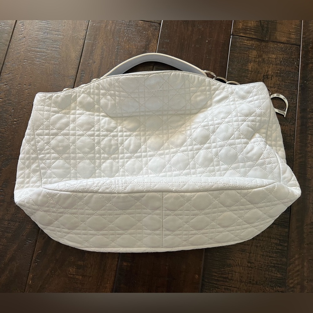 Dior Cannage Large Soft Lambskin Hobo - Picture 5 of 12